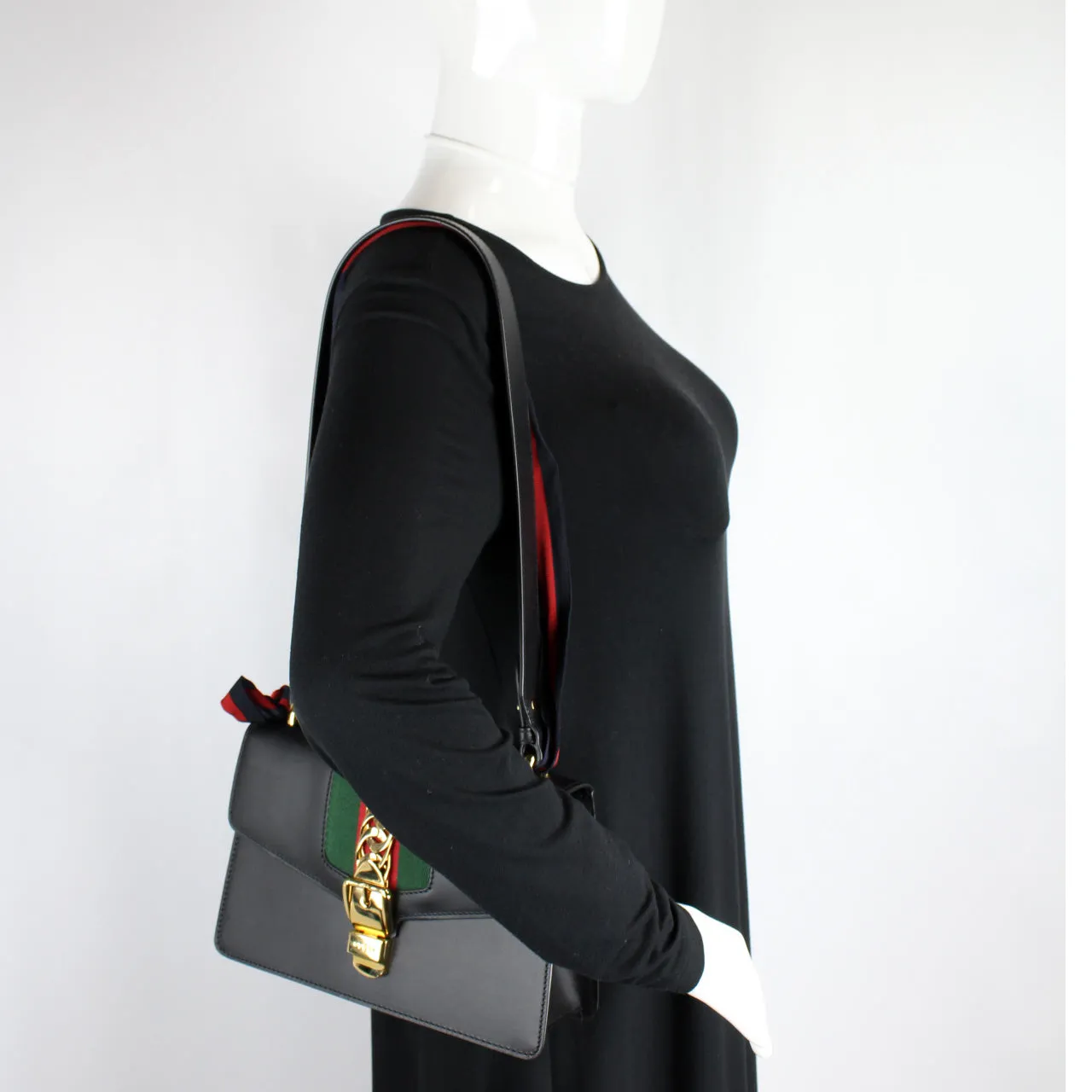 421882 Sylvie Shoulder Small
