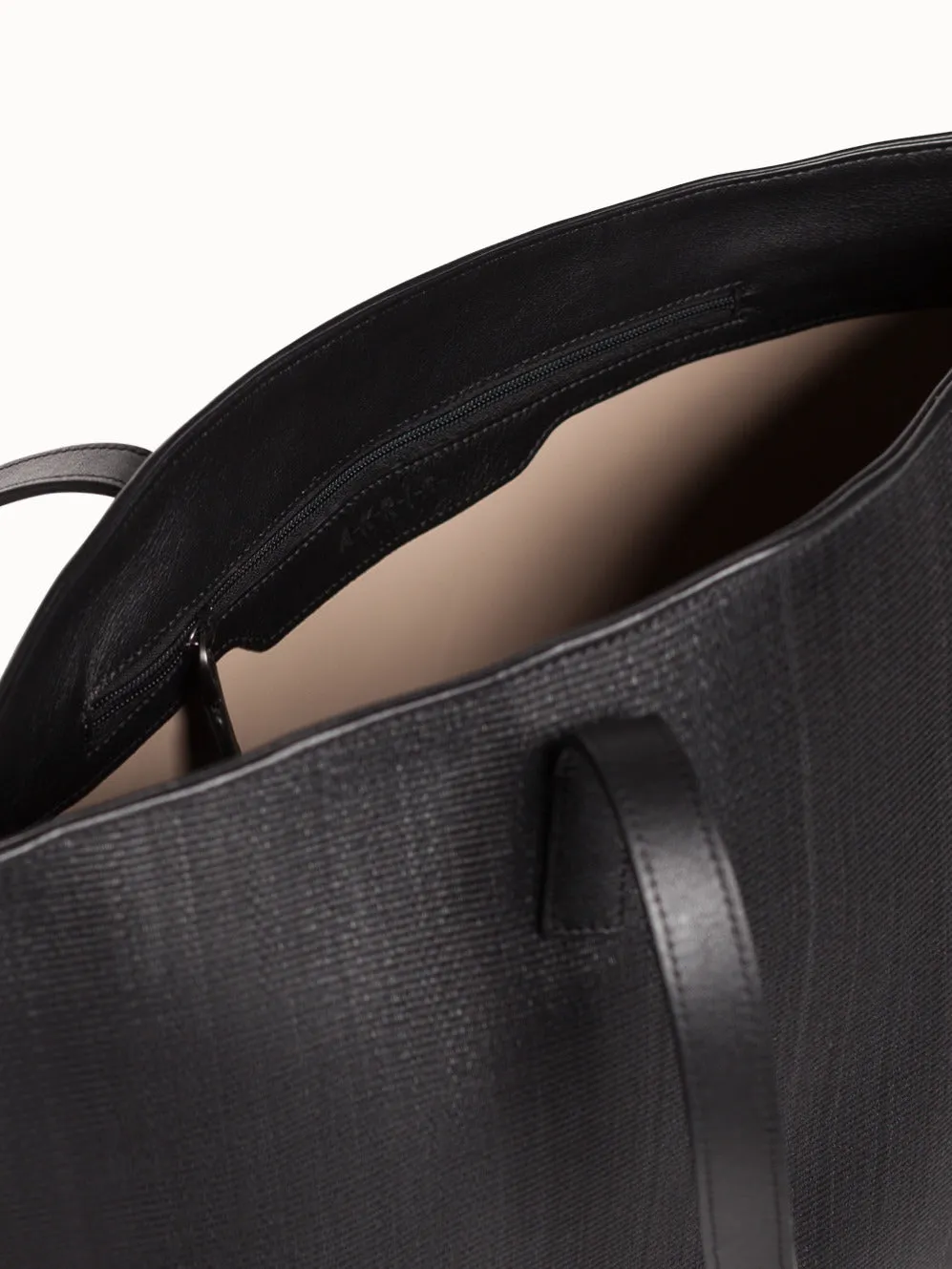 Ai Small Shoulder Tote