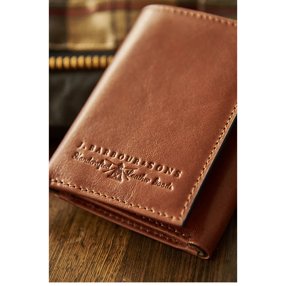 BARBOUR TORRIDON LEATHER BI FOLD WALLET COGNAC MLG0062TA51