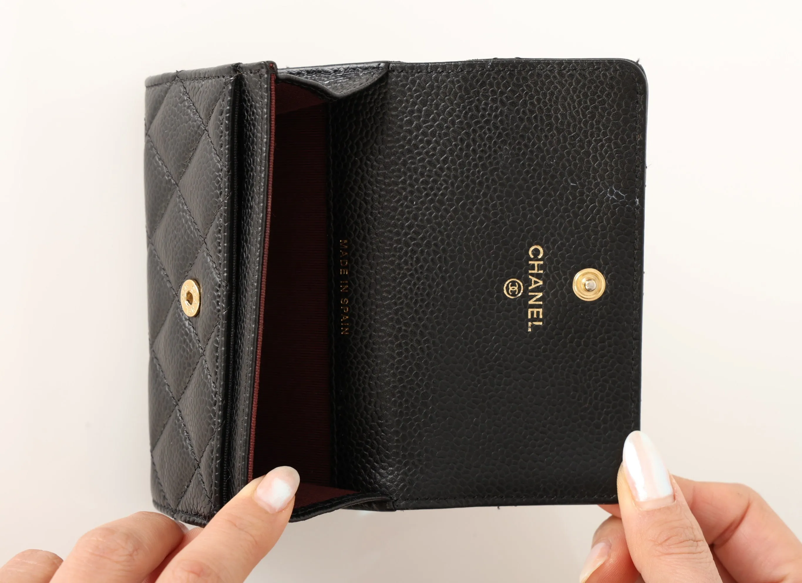 Chanel 2015 Caviar Cardholder w/ Chain