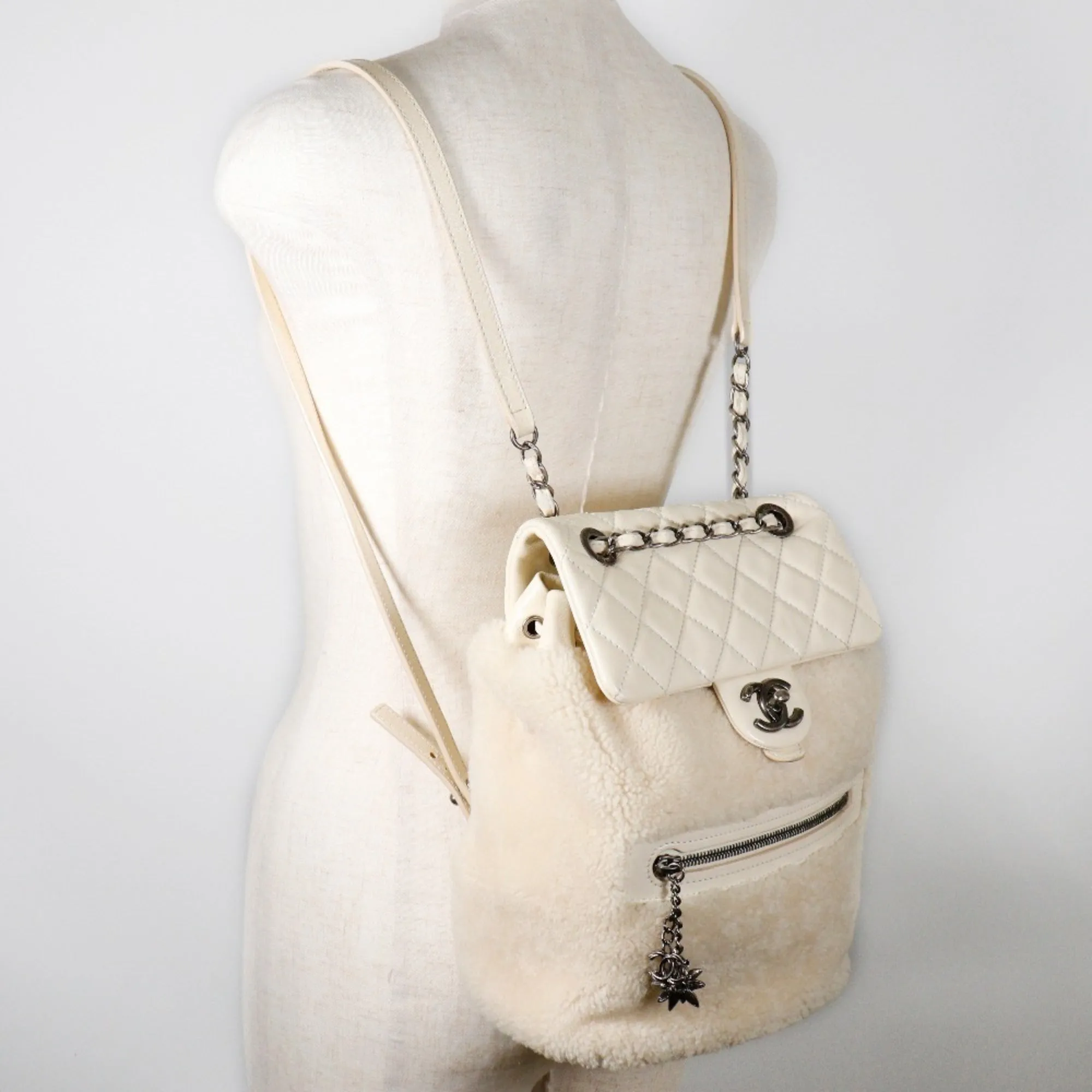 CHANEL Backpack/Daypack Mouton x Lambskin 2015 2way Turnlock Women's